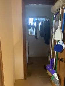 Laundry room layout before project start.